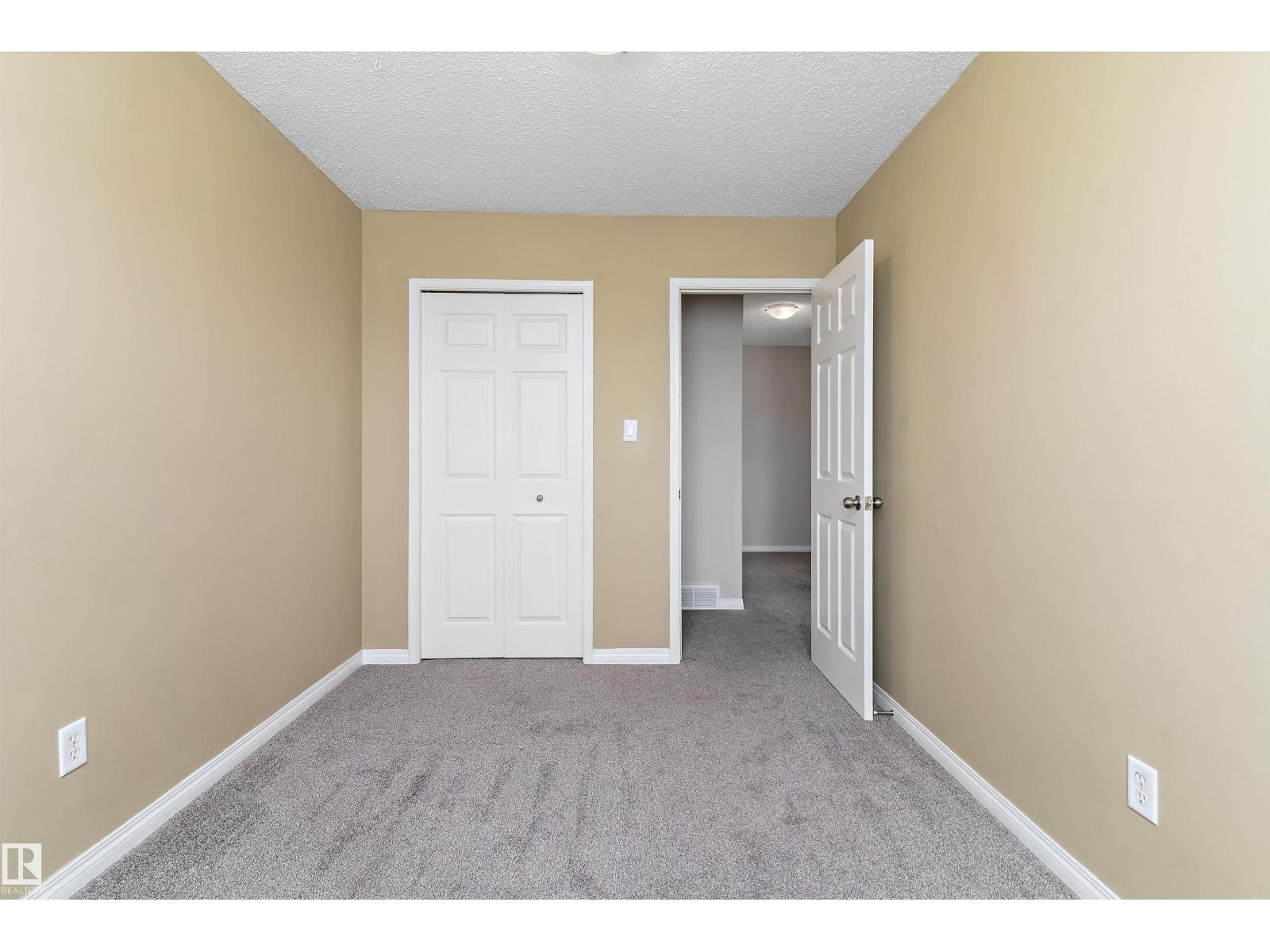 #56 130 HYNDMAN CR NW - 23