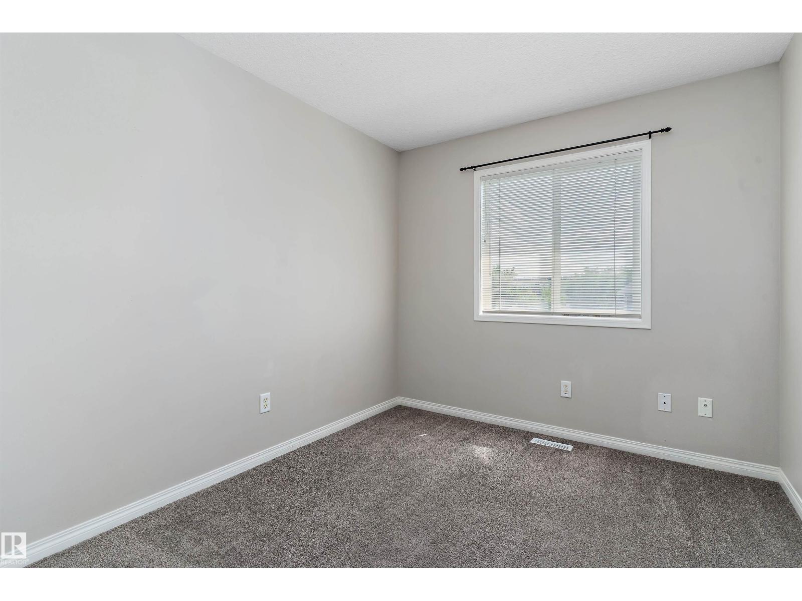 #56 130 HYNDMAN CR NW - 24