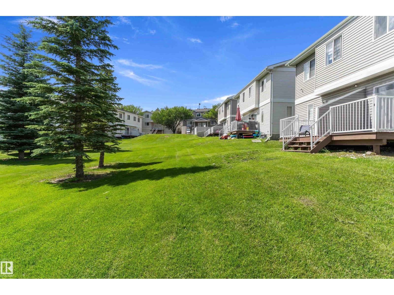 #56 130 HYNDMAN CR NW - 35