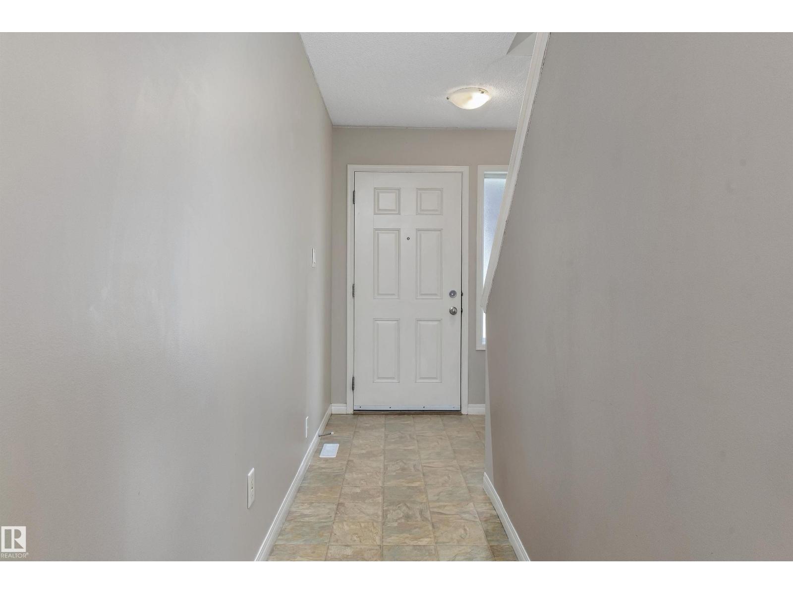 #56 130 HYNDMAN CR NW - 4