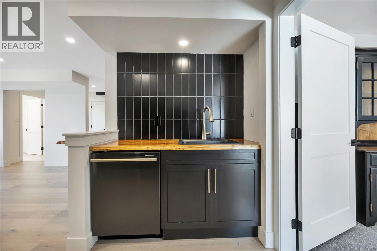 299 Gill Rd, Ladysmith