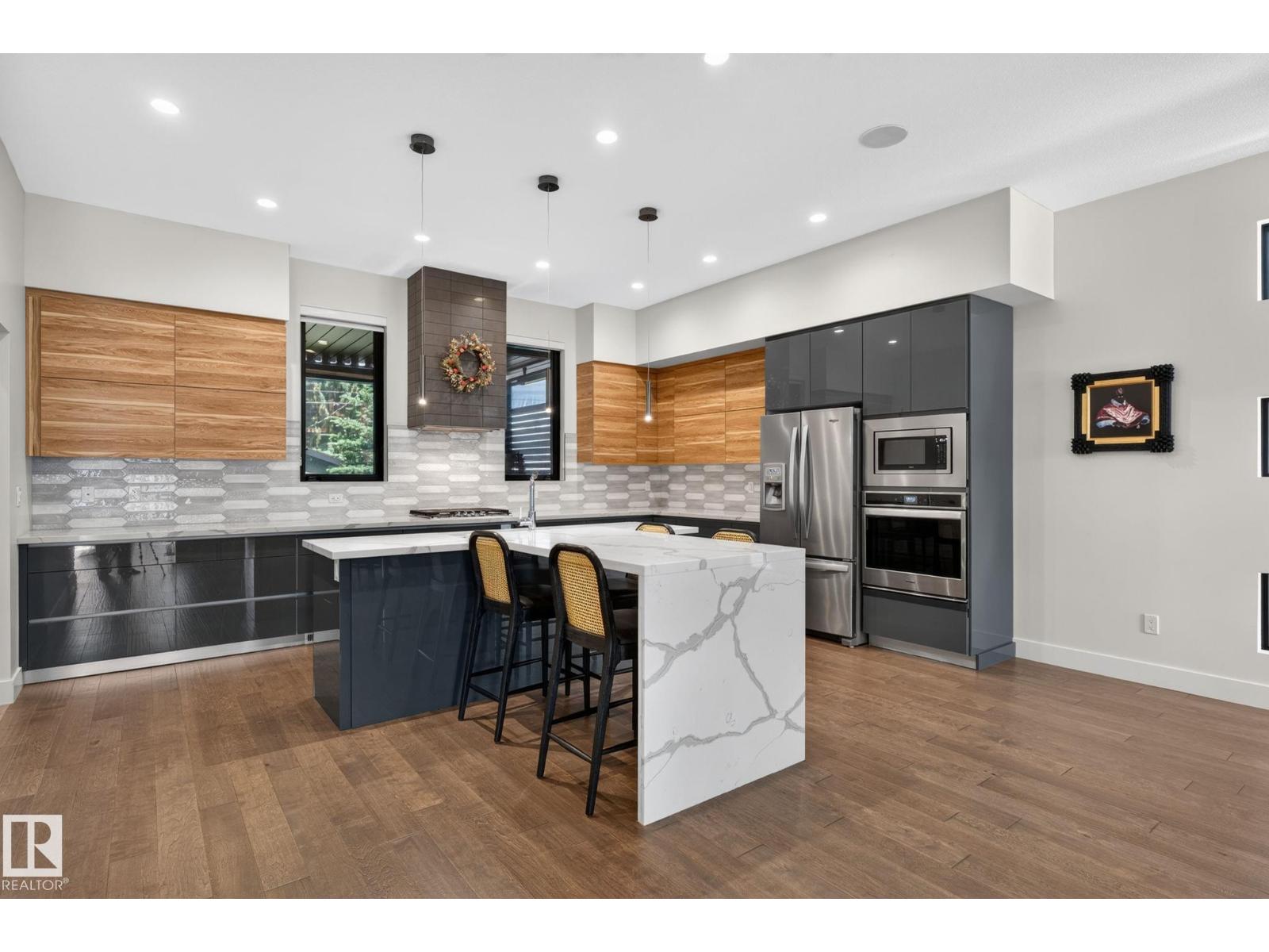 143B LAURIER DR NW - 15