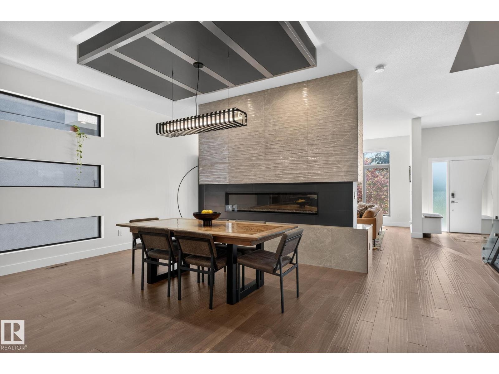 143B LAURIER DR NW - 14