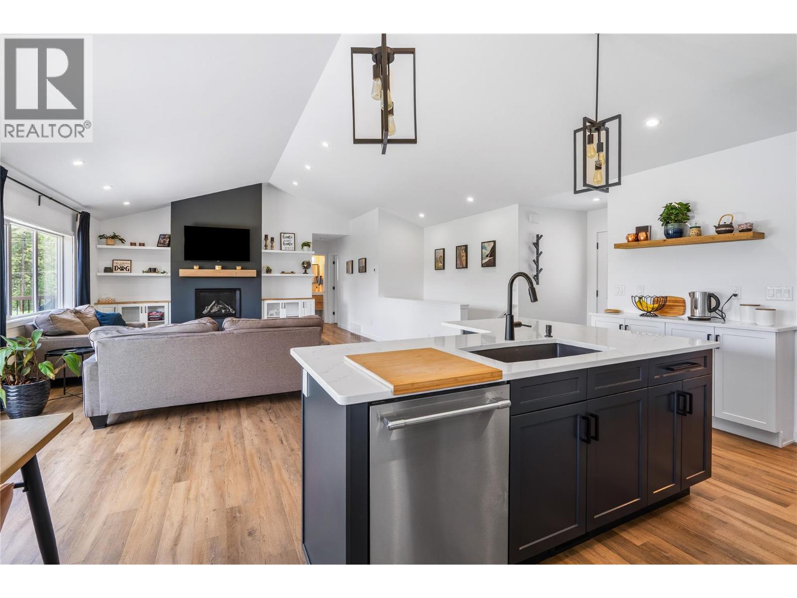 3320 Pine Ridge Road - 16