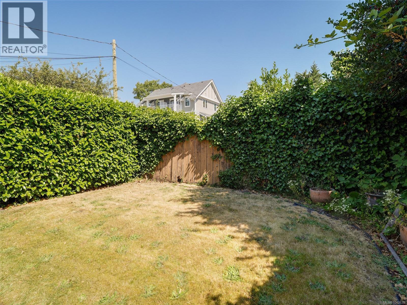 1230 Richardson St - 19
