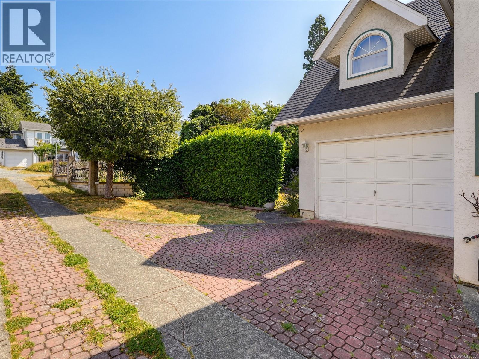 1230 Richardson St - 21