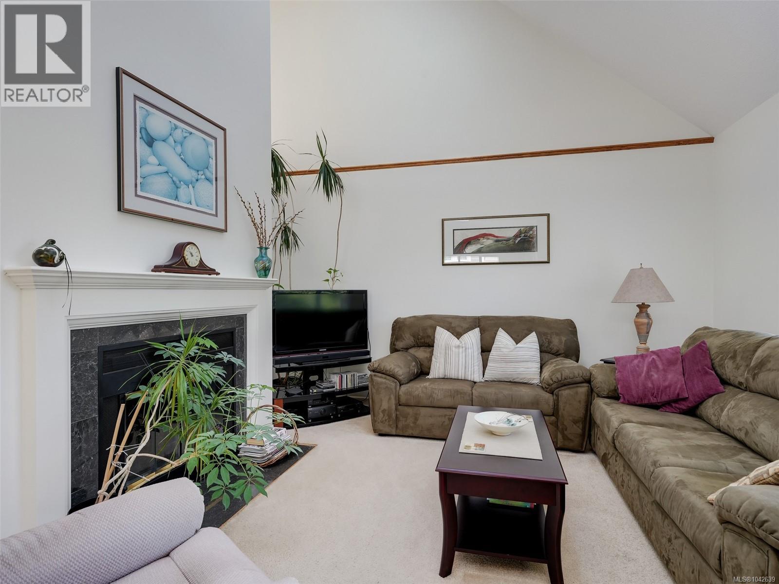 1230 Richardson St - 3