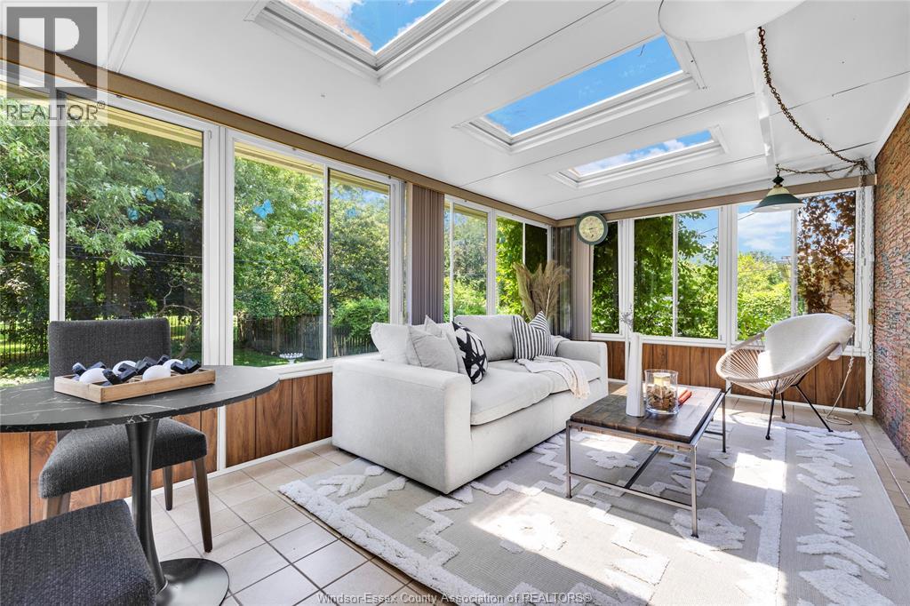 2849 BYNG ROAD - 11