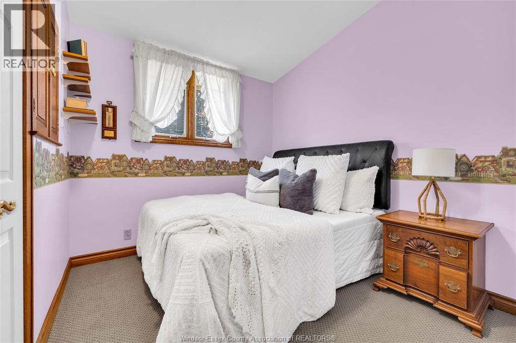 2849 BYNG ROAD - 17