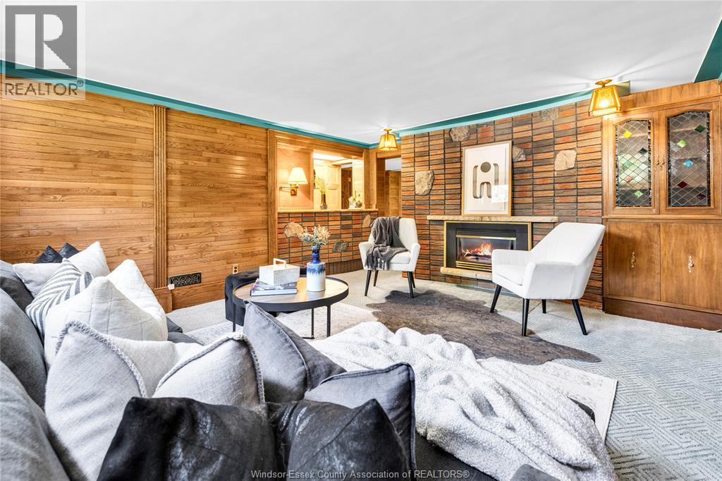 2849 BYNG ROAD - 27