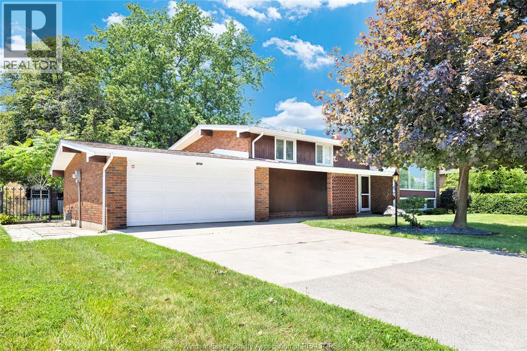 2849 BYNG ROAD - 3