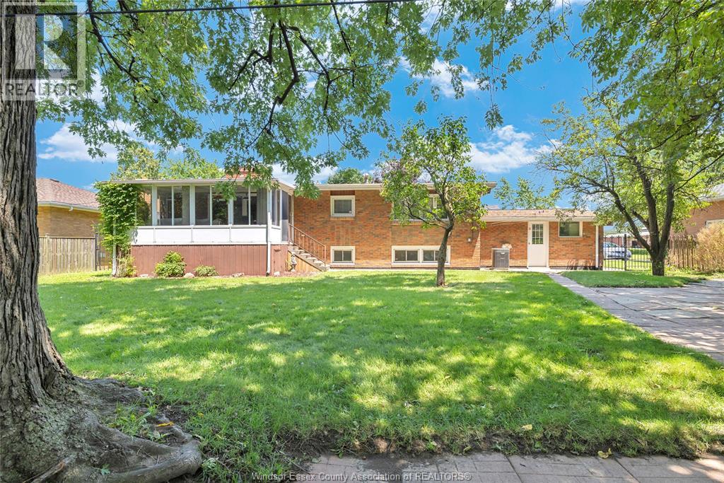 2849 BYNG ROAD - 39