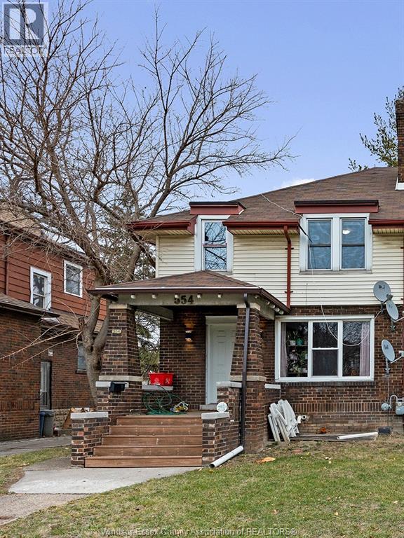 554 ASKIN AVENUE - 1