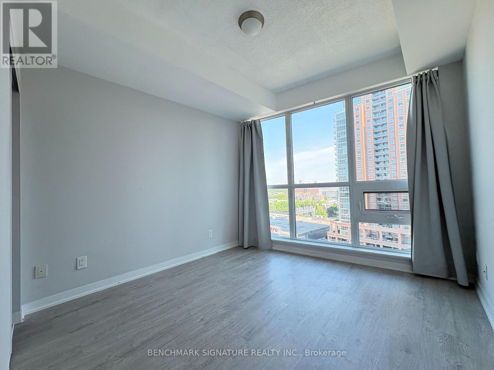 #1216 150 EAST LIBERTY STREET - 10
