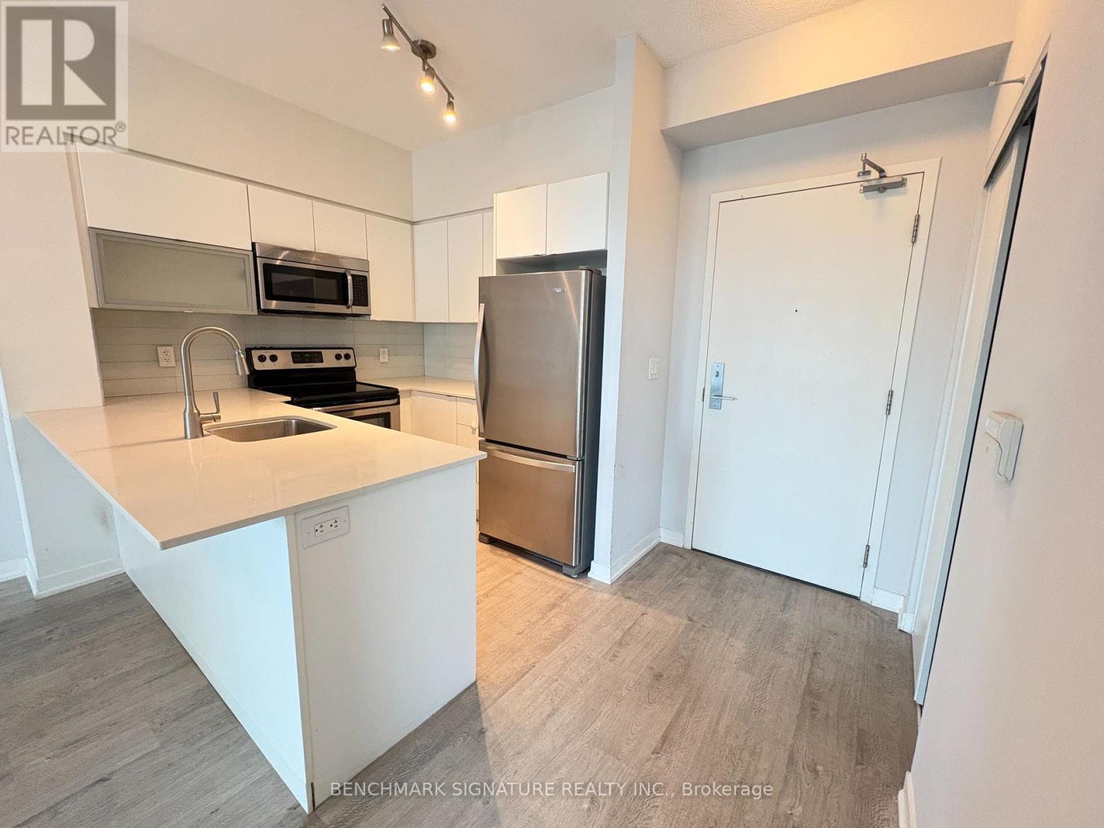 #1216 150 EAST LIBERTY STREET - 7
