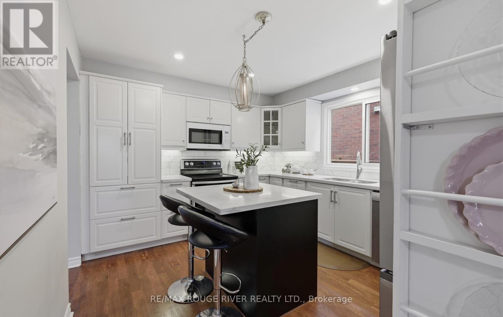 64 KEEBLE CRESCENT - 12