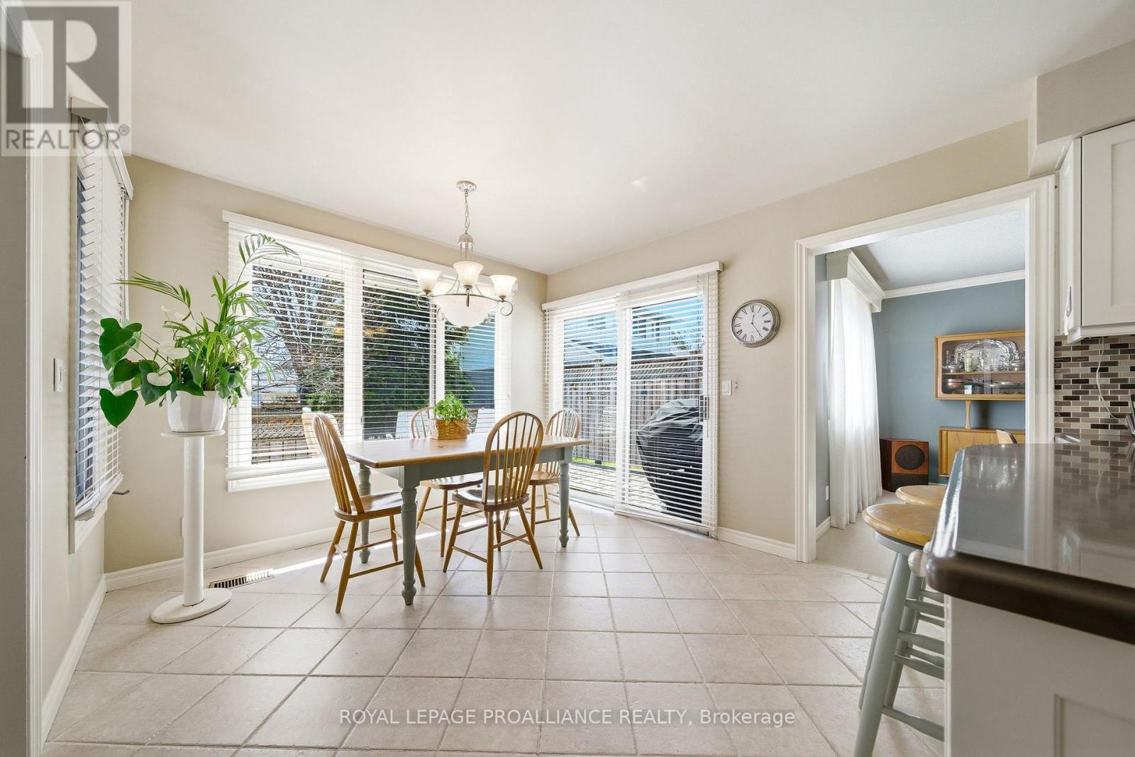 125 TRACEY PARK DRIVE - 20