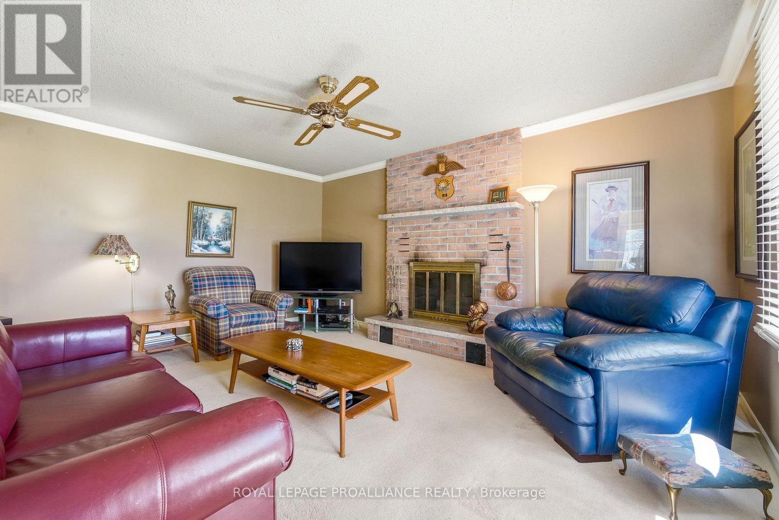 125 TRACEY PARK DRIVE - 8