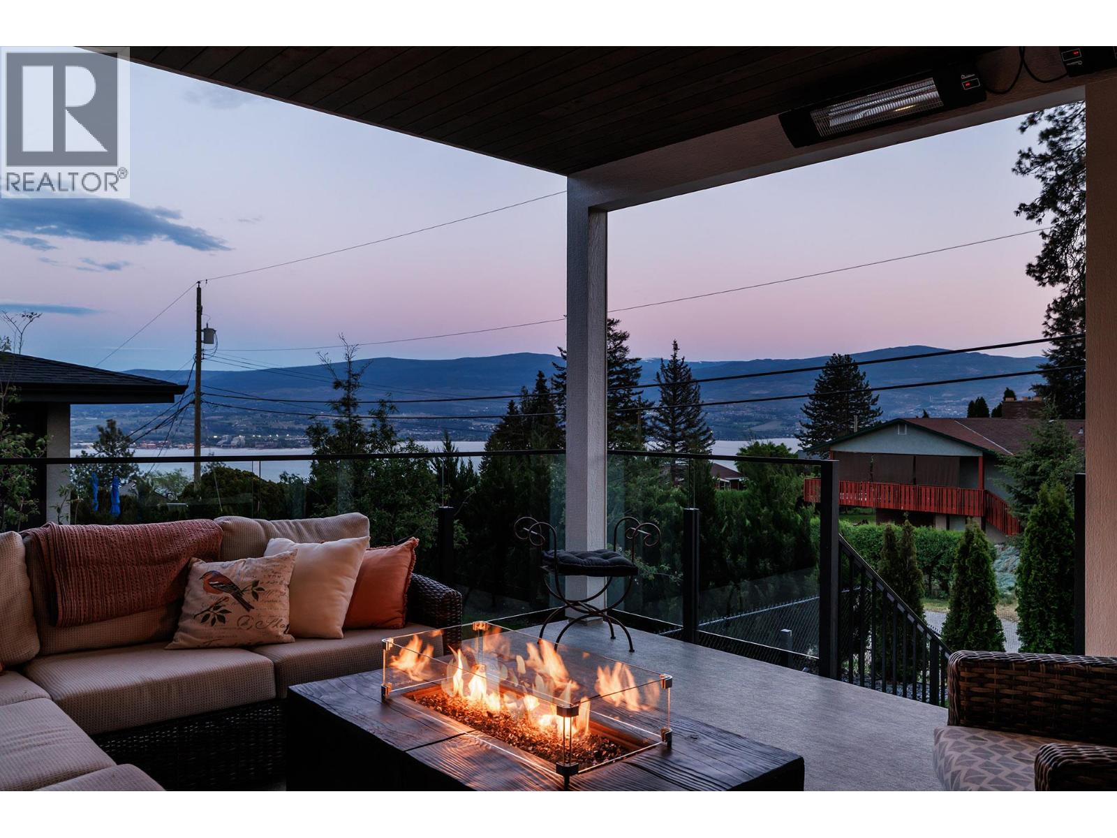 715 Lake Court - 3