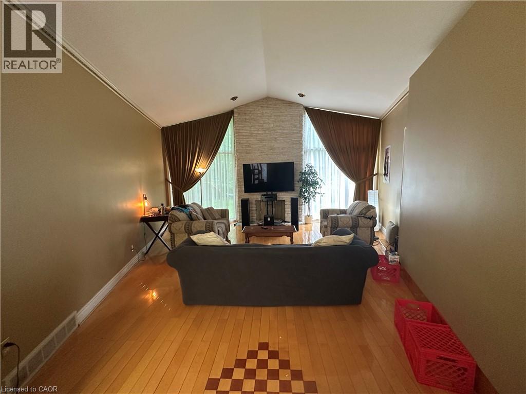 11 WILMONT Court - 2