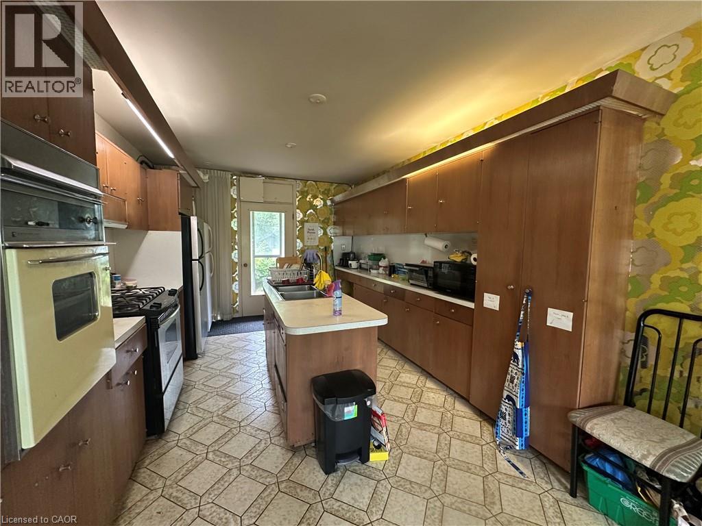 11 WILMONT Court - Image 3