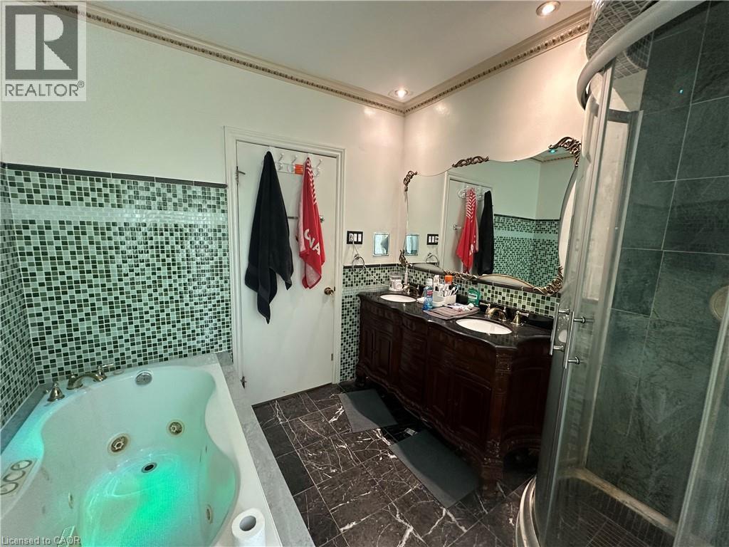11 WILMONT Court - Image 6