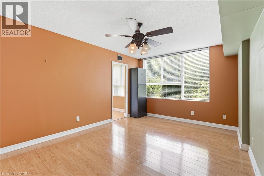 #B3 7 GALE Crescent - Image 11