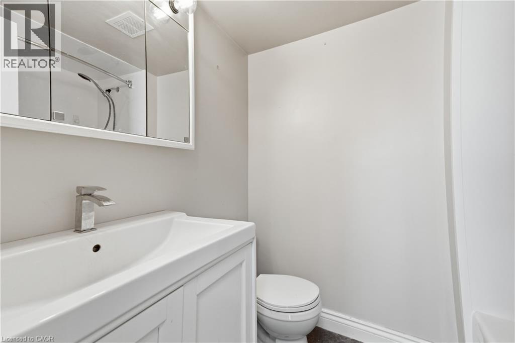 #B3 7 GALE Crescent - Image 18