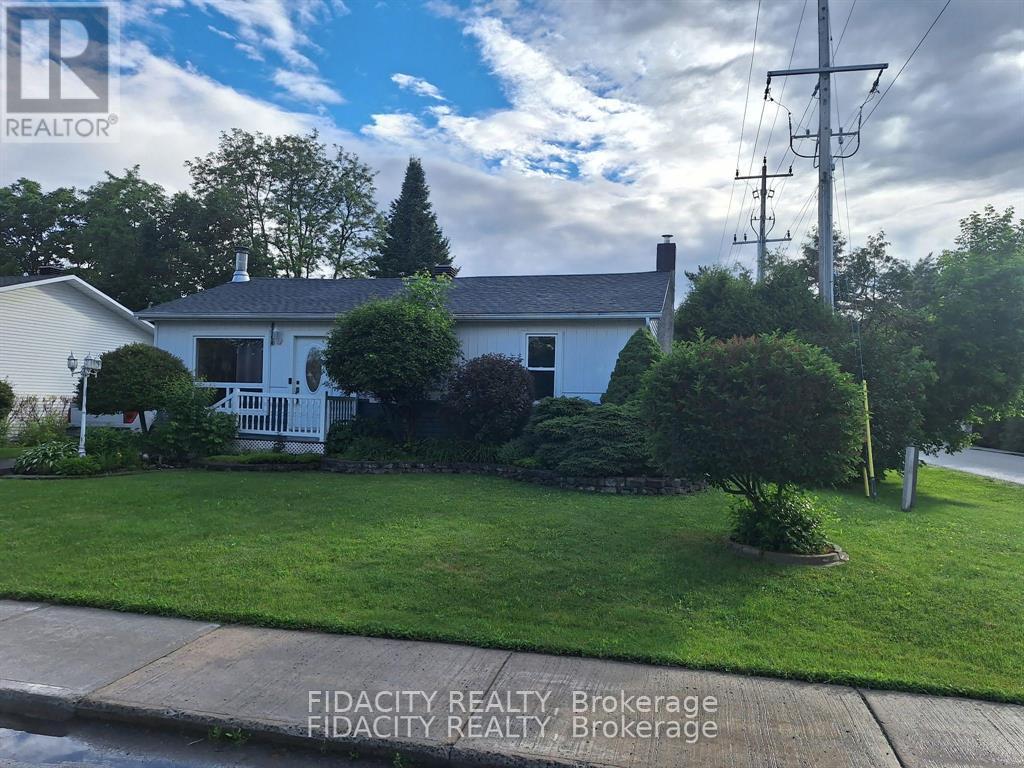 1336 ST JACQUES ROAD - 24