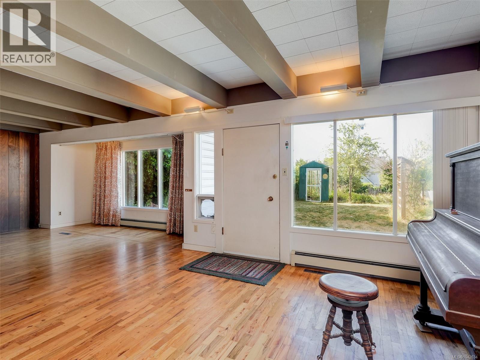1232 Richardson St - 4