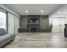 9663 Townline Diversion Road, Surrey, BC V3V2T1 Photo 6