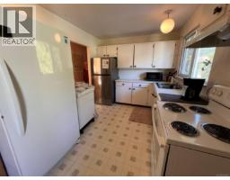 Kitchen - 181 Boston Rd, Tahsis, BC V0P1X0 Photo 10