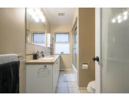 9663 Townline Diversion Road, Surrey, BC V3V2T1 Photo 22