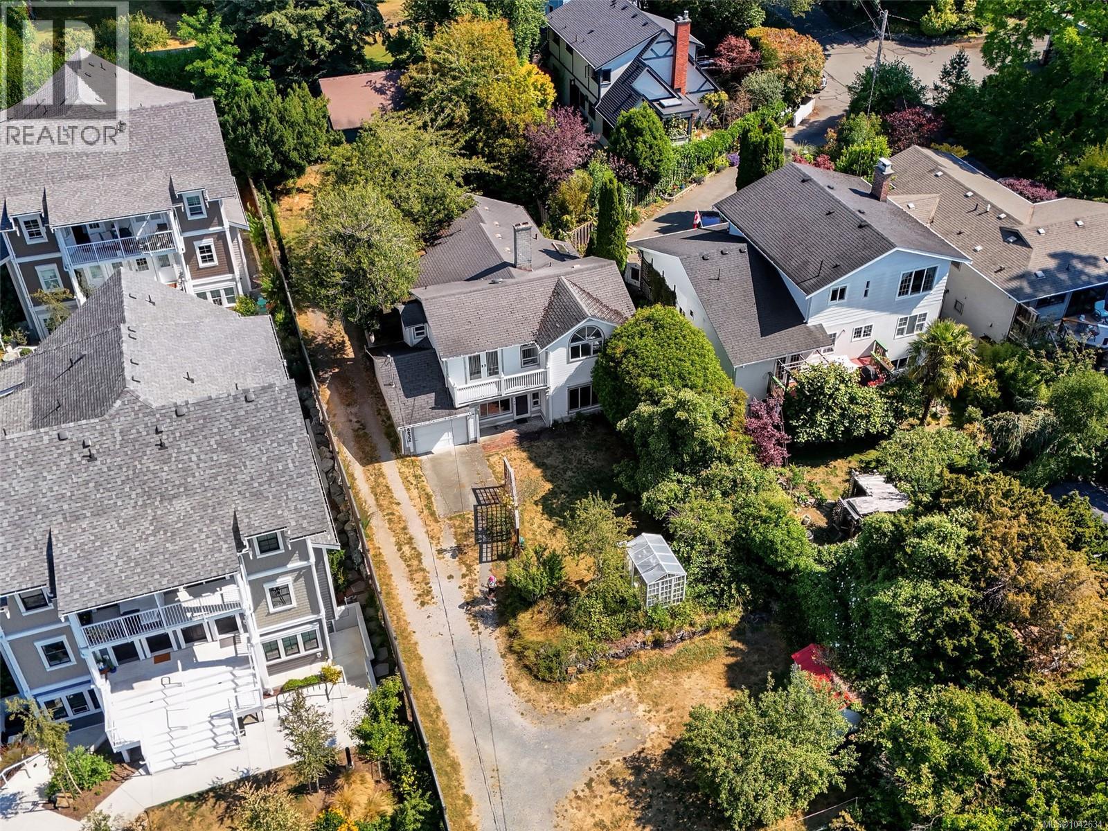 1232 Richardson St - 29
