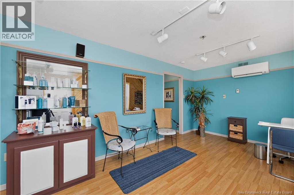 1 GOLF CLUB Road - Image 33