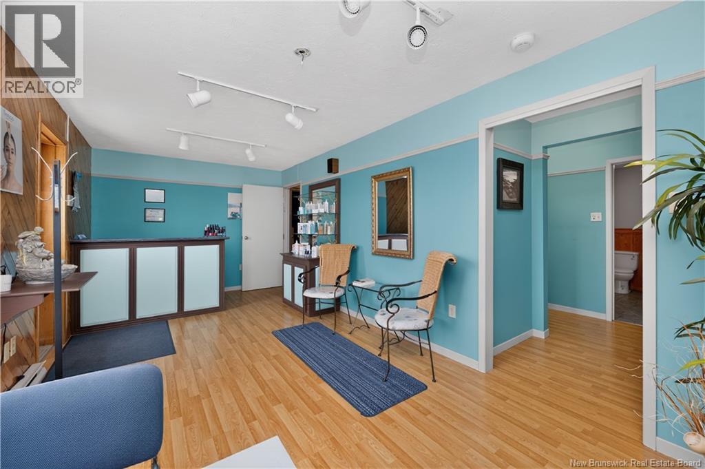 1 GOLF CLUB Road - Image 34