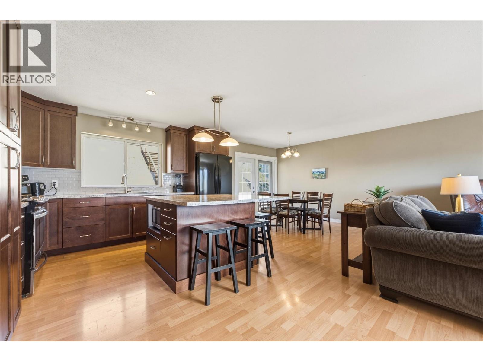 6512 Blue Jay Road, Vernon