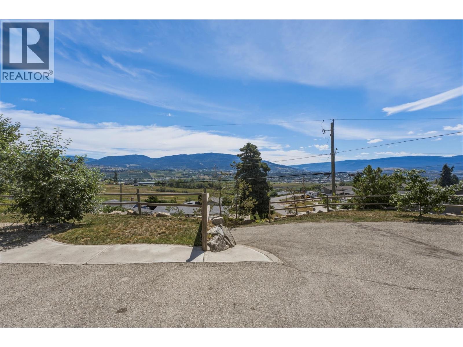 6512 Blue Jay Road, Vernon