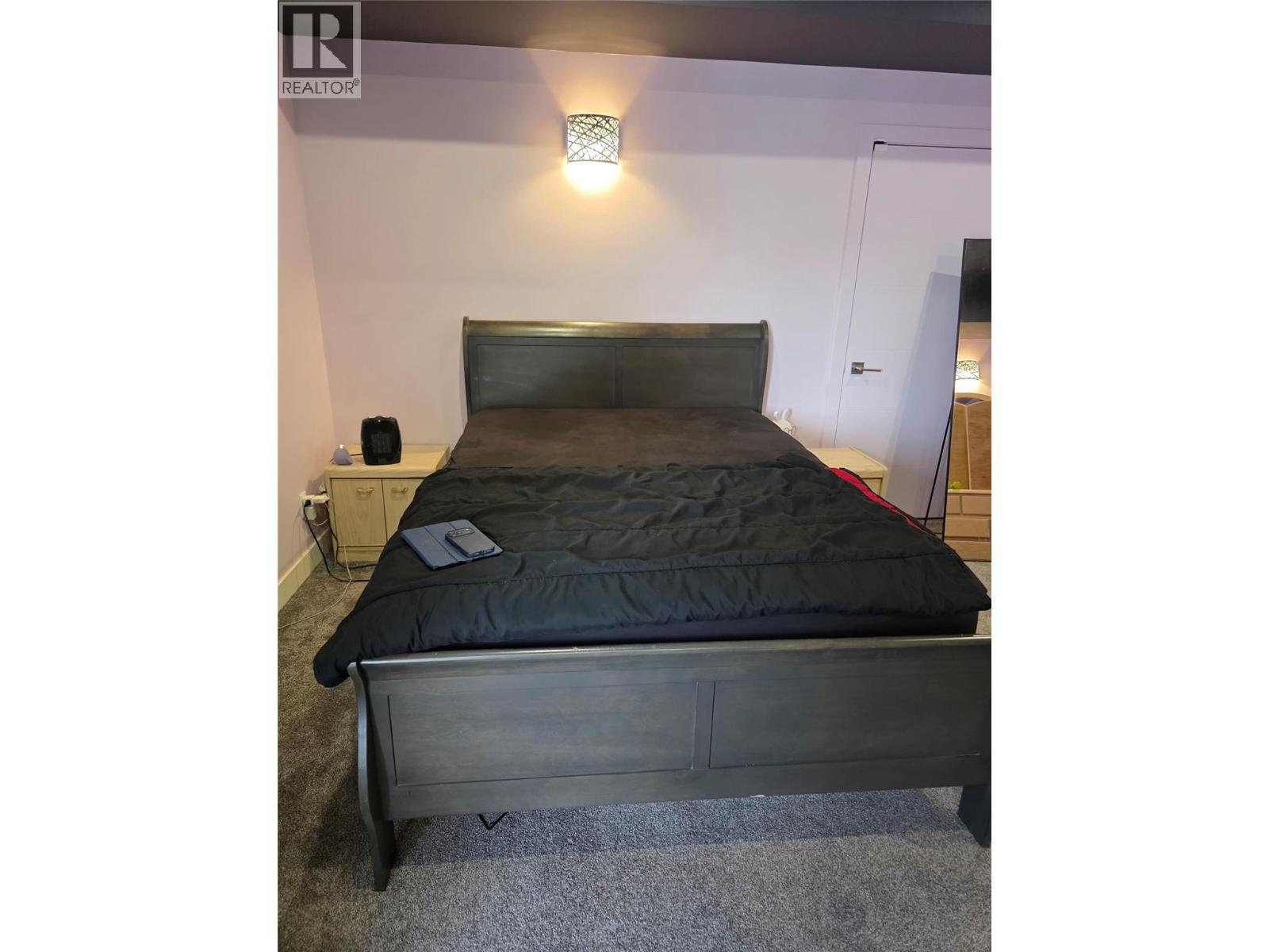 1065 EDGEHILL Place - 42