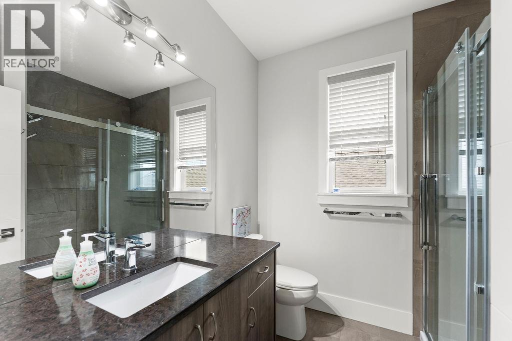 1065 EDGEHILL Place - 27
