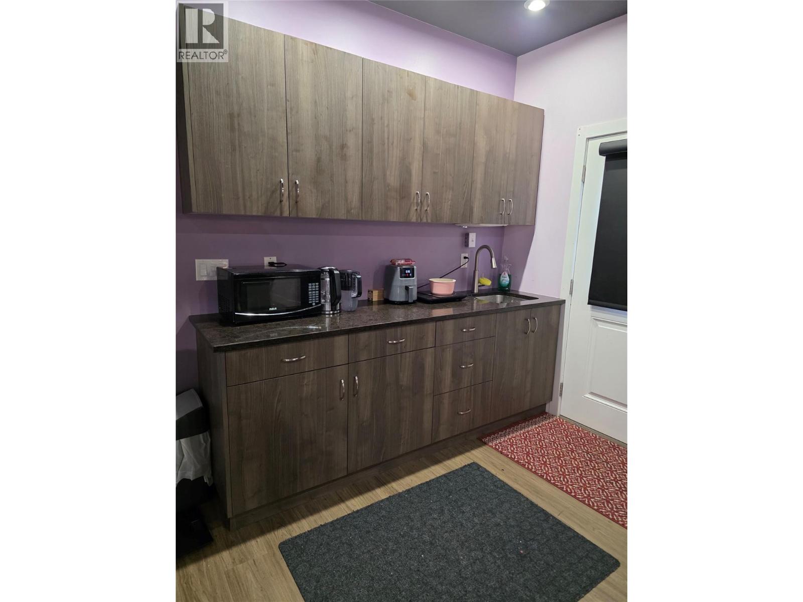 1065 EDGEHILL Place - 41