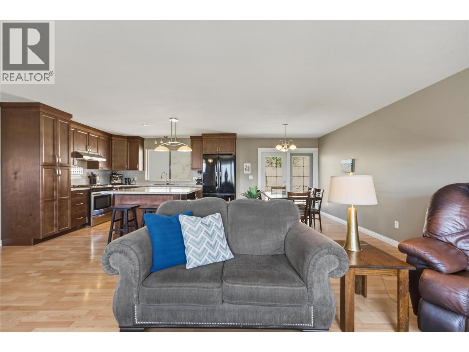 6512 Blue Jay Road, Vernon