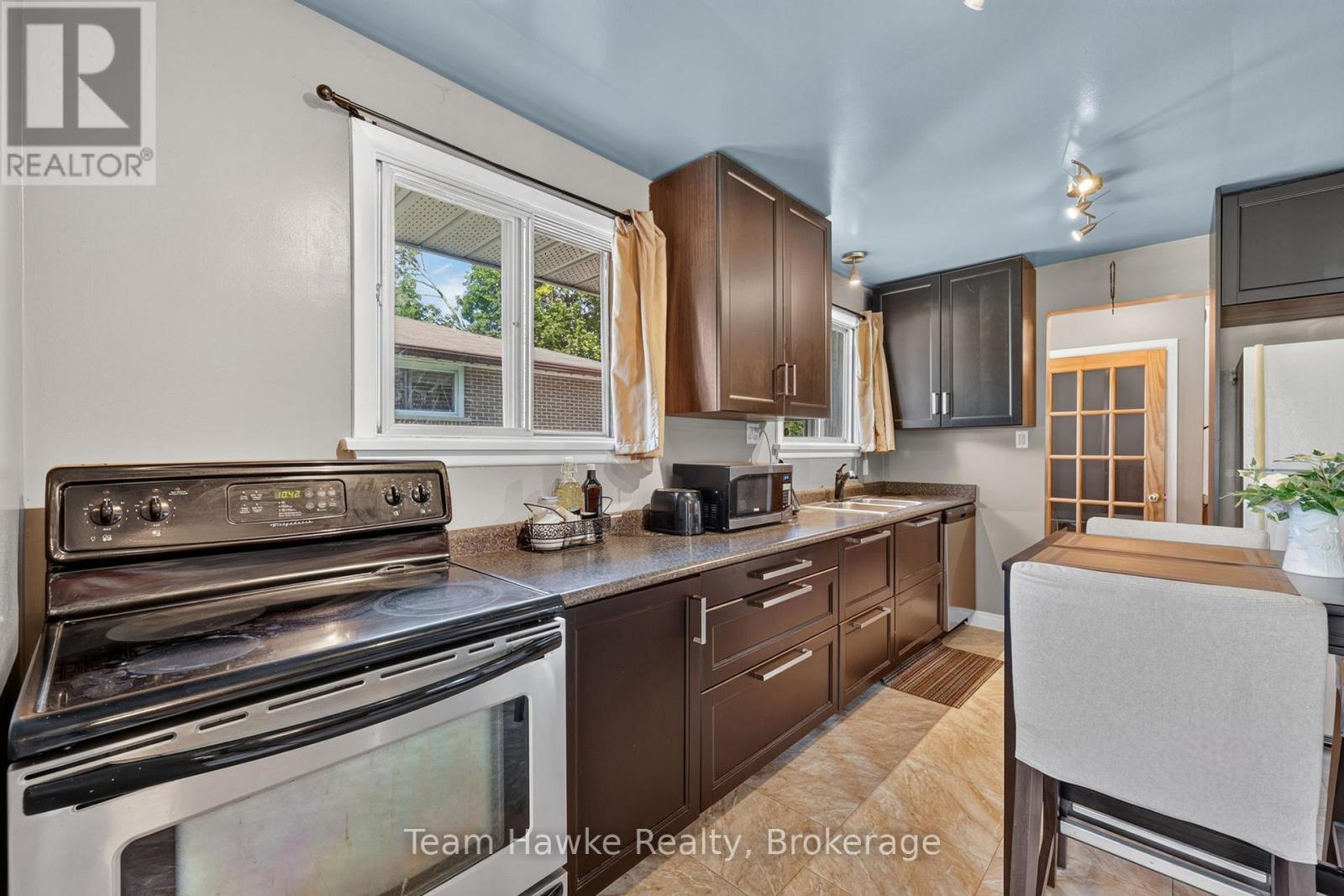 320 SCOTT STREET - 14