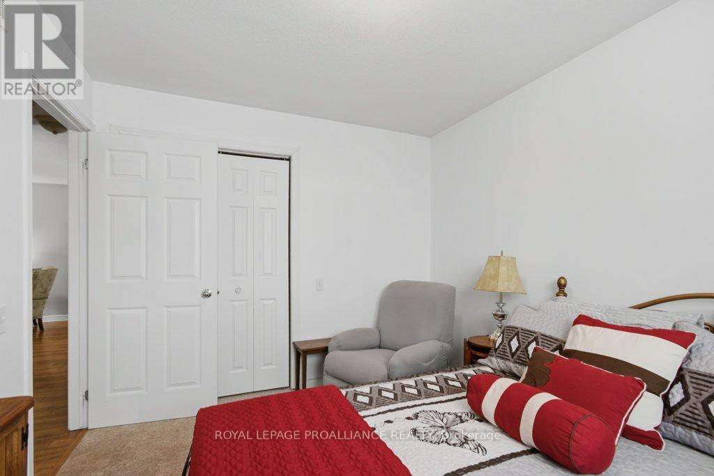 94 SANDBANKS COURT - 24