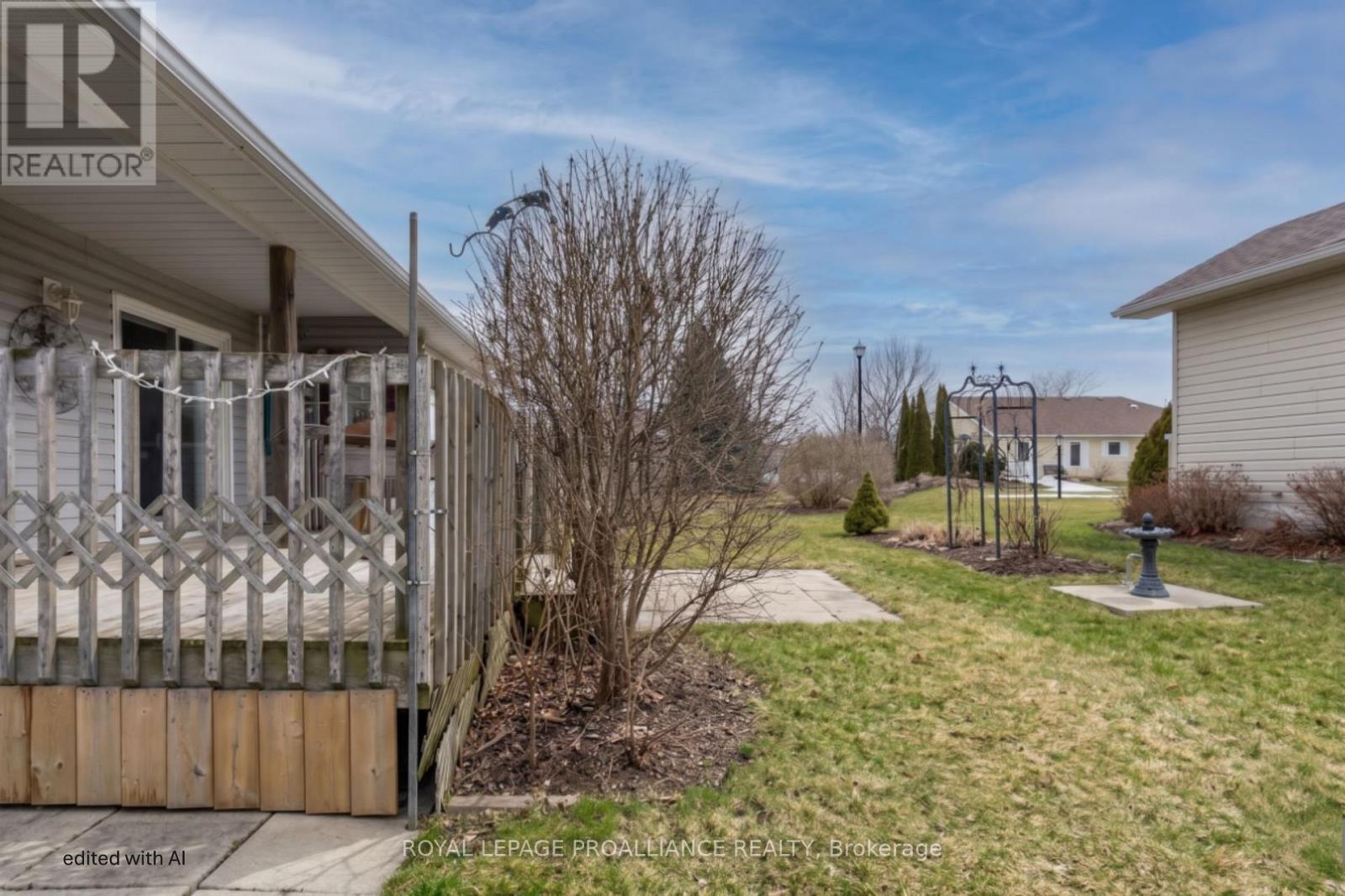 94 SANDBANKS COURT - 33