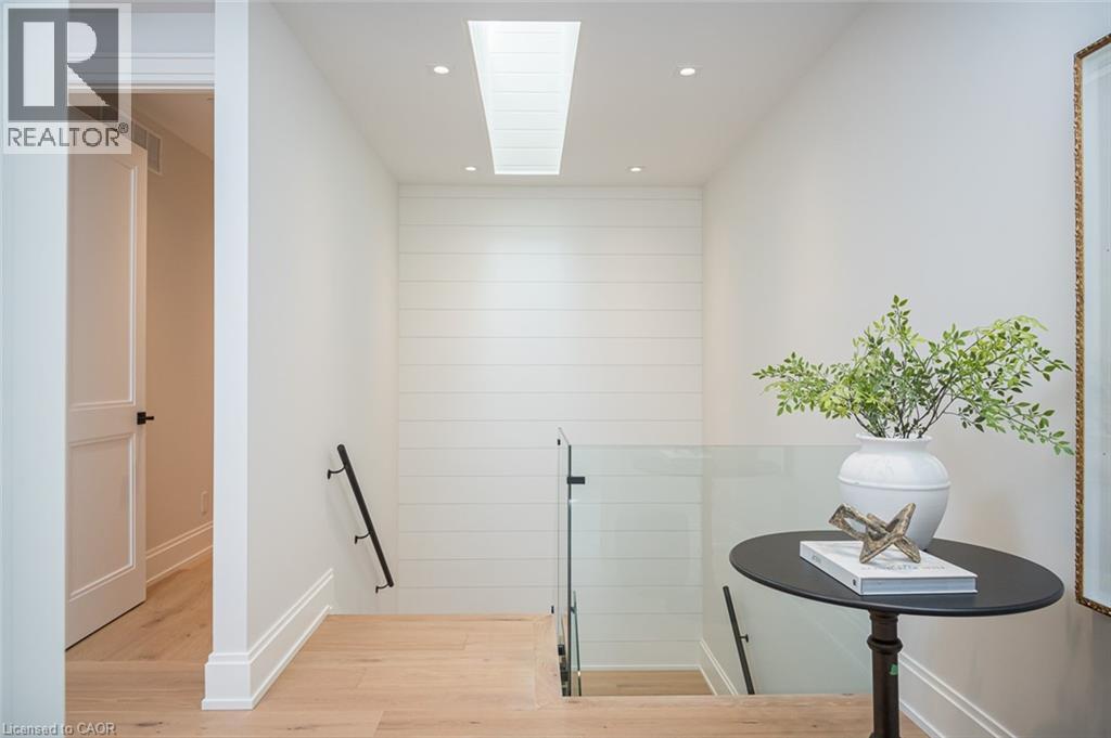 307 MARTIN Street - 22
