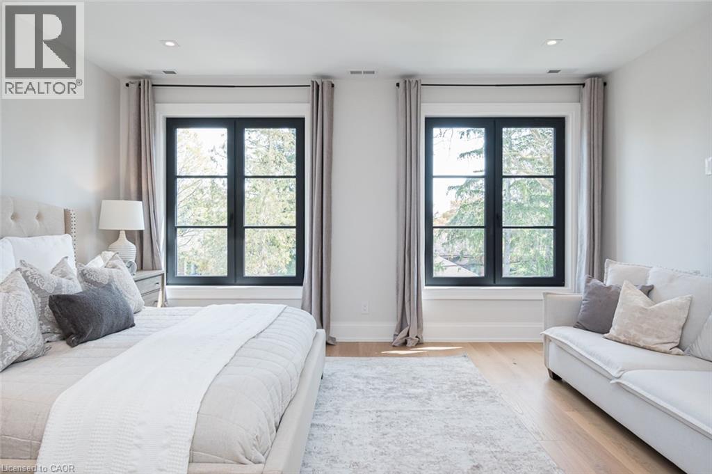 307 MARTIN Street - 31
