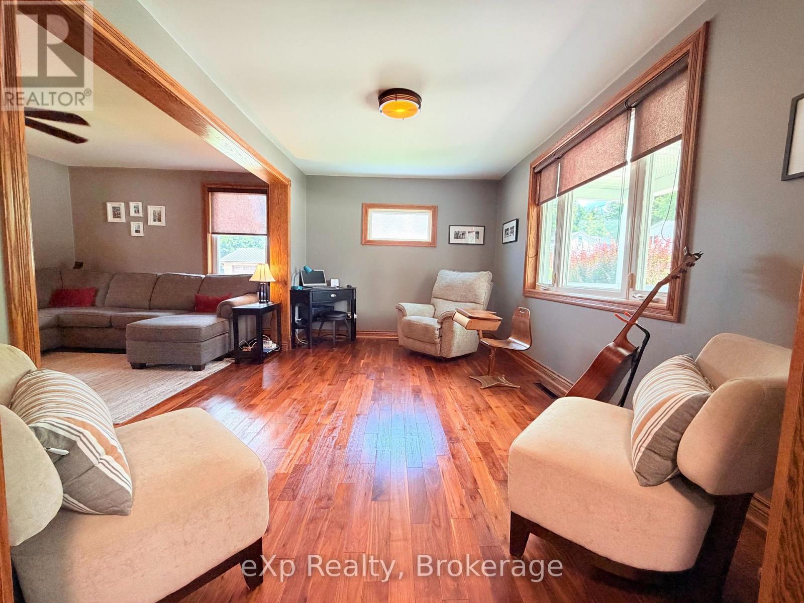 503 YONGE STREET S - 12