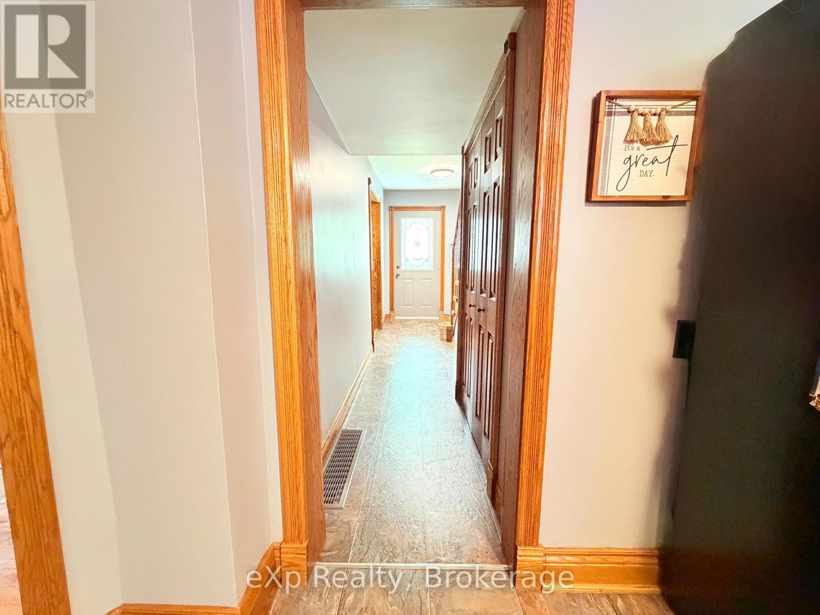 503 YONGE STREET S - 15