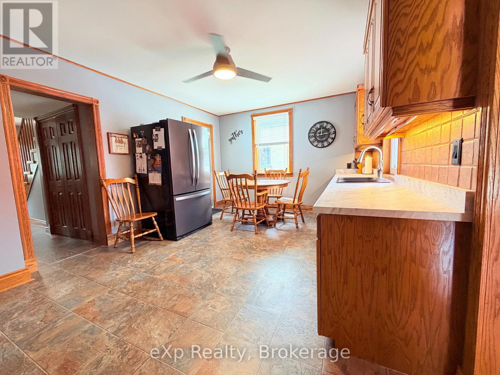 503 YONGE STREET S - 8